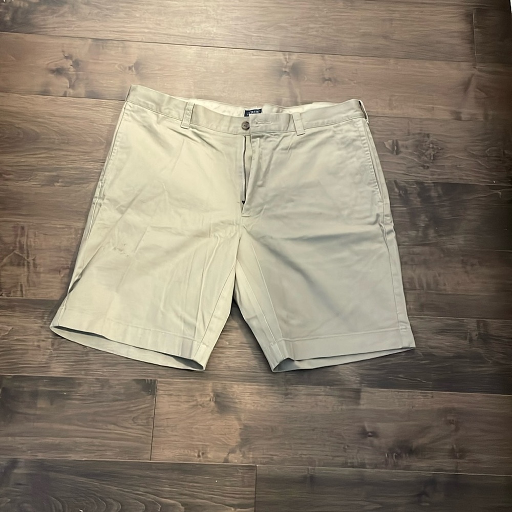 J crew flex gramercy 36W light khaki shorts